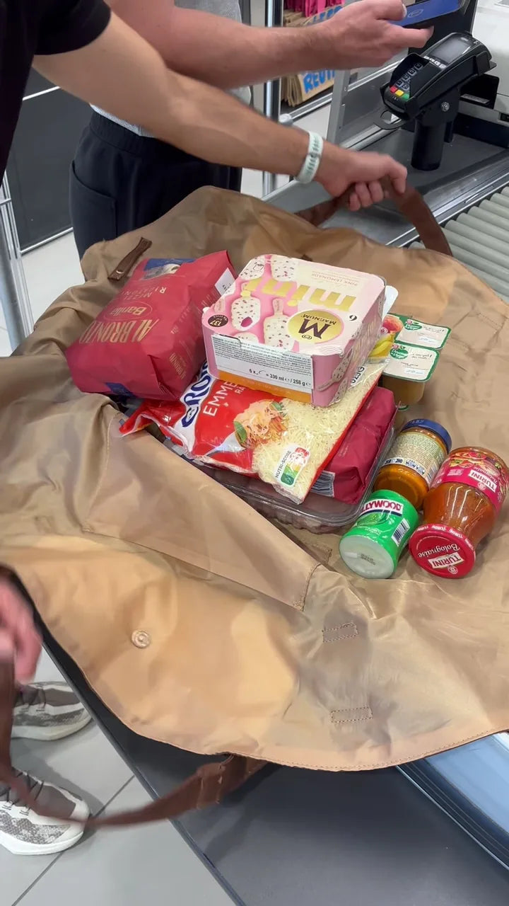 ToutVa marron ouvert pour organiser les courses